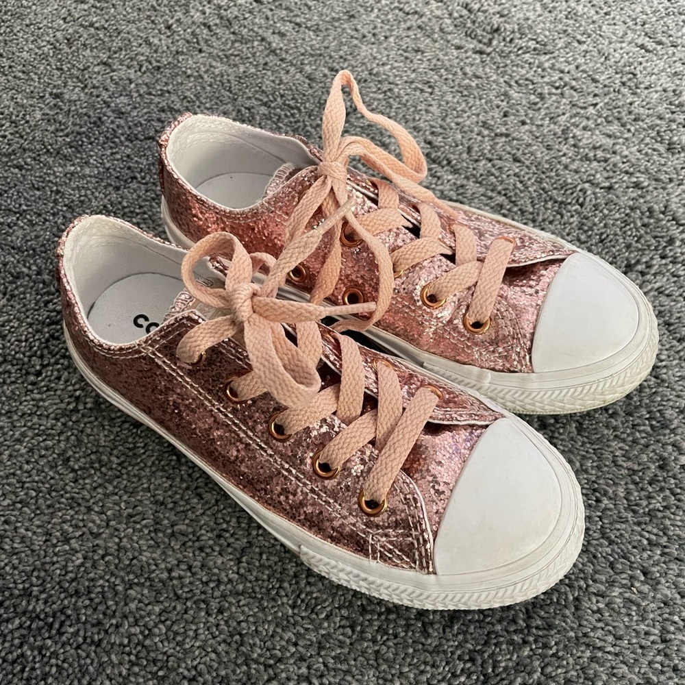 Girls Converse